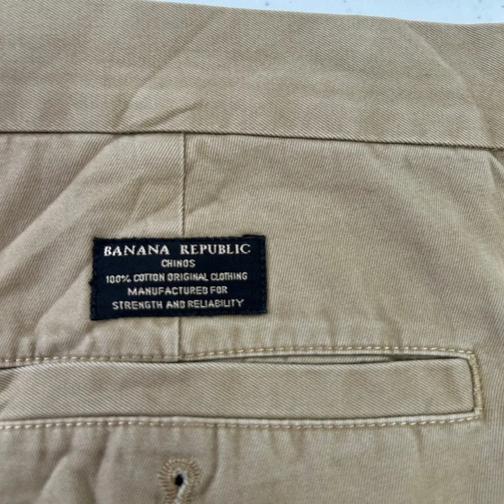 Banana Republic Gavin Chino Mens 36x30 Khaki Tan Straight Leg Cotton Pants 6733